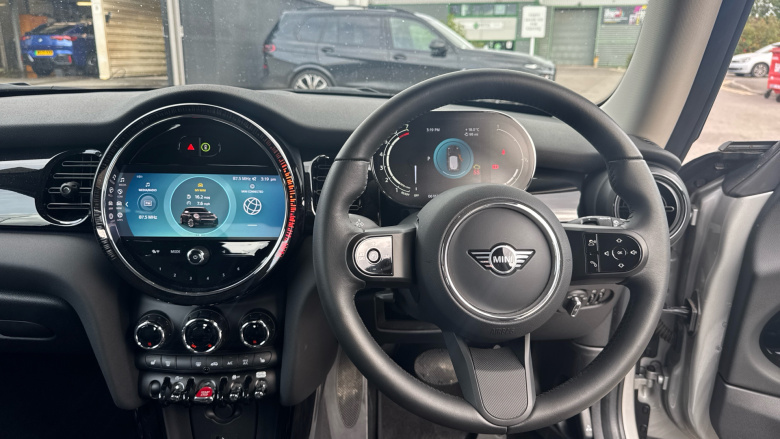 MINI Hatchback 1.5 Cooper Classic 3dr Auto Petrol Hatchback